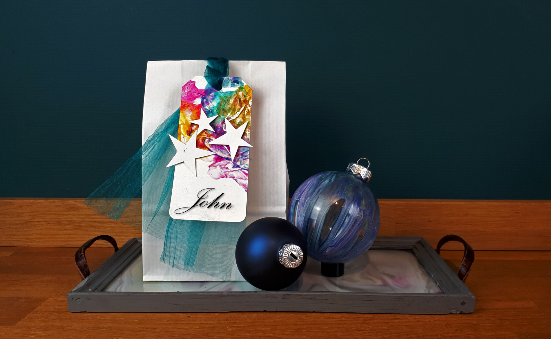 Make your own gift labels