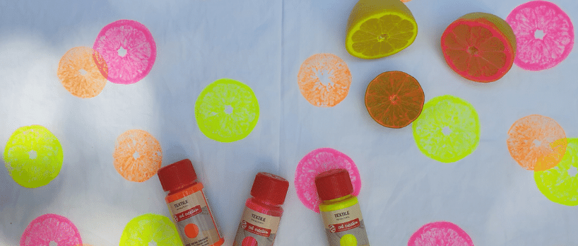 Tablecloth with lemon stamps 
