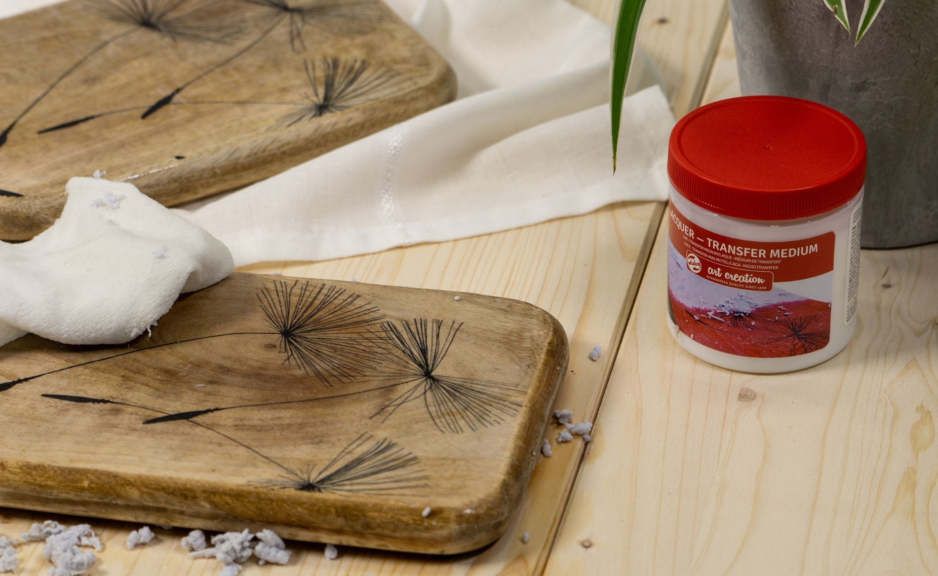 Decorative wooden board