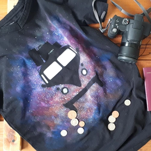 Galaxy travel shirt